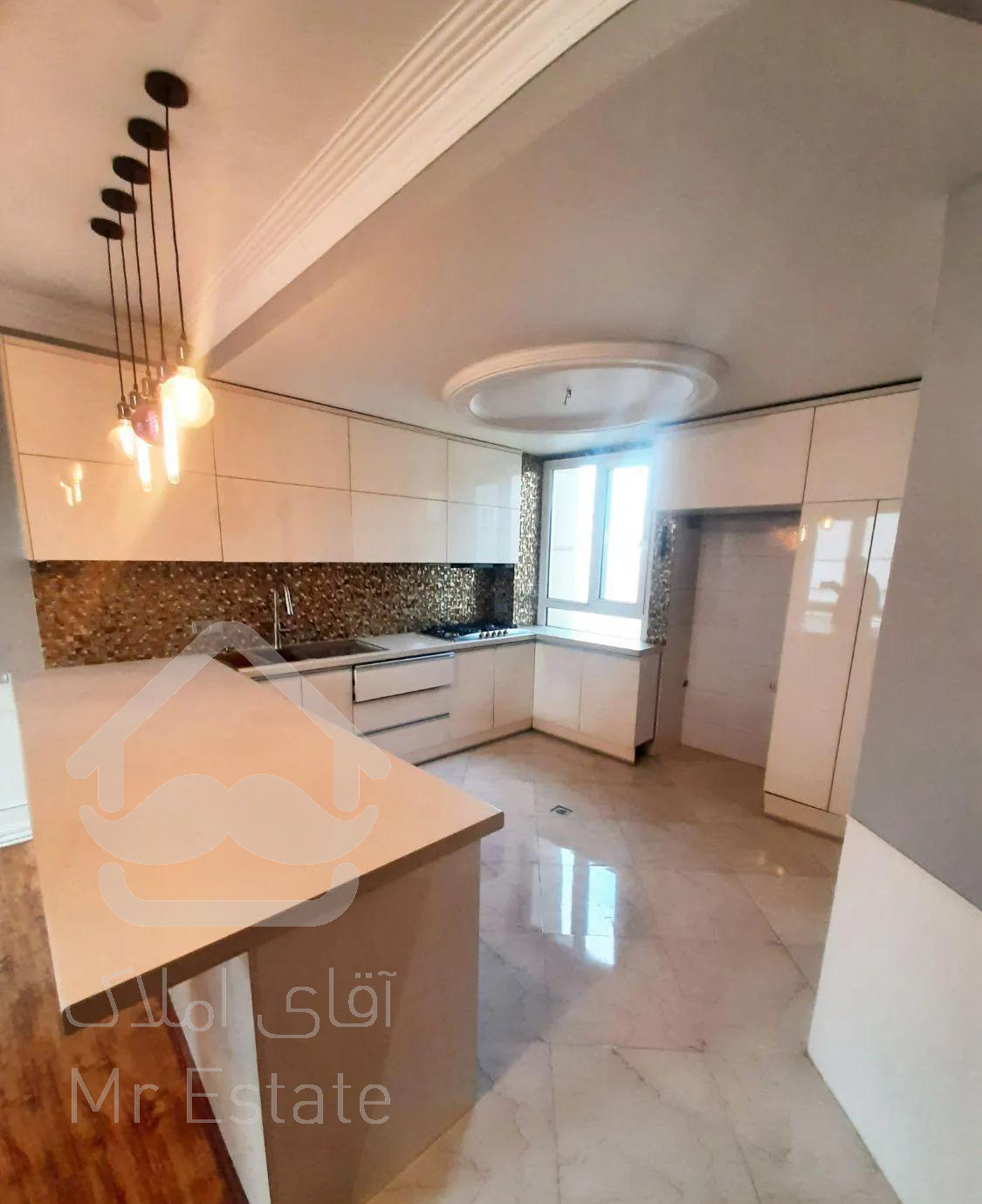 ۱۳۰متر /دزاشیب/ طبقه آخر/ تکواحدی