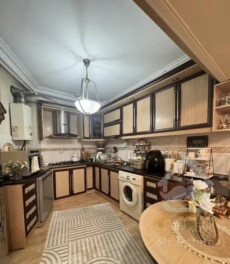فروش آپارتمان۱۱۳متر تکواحد غرق در نور تاپ لوکیشن
