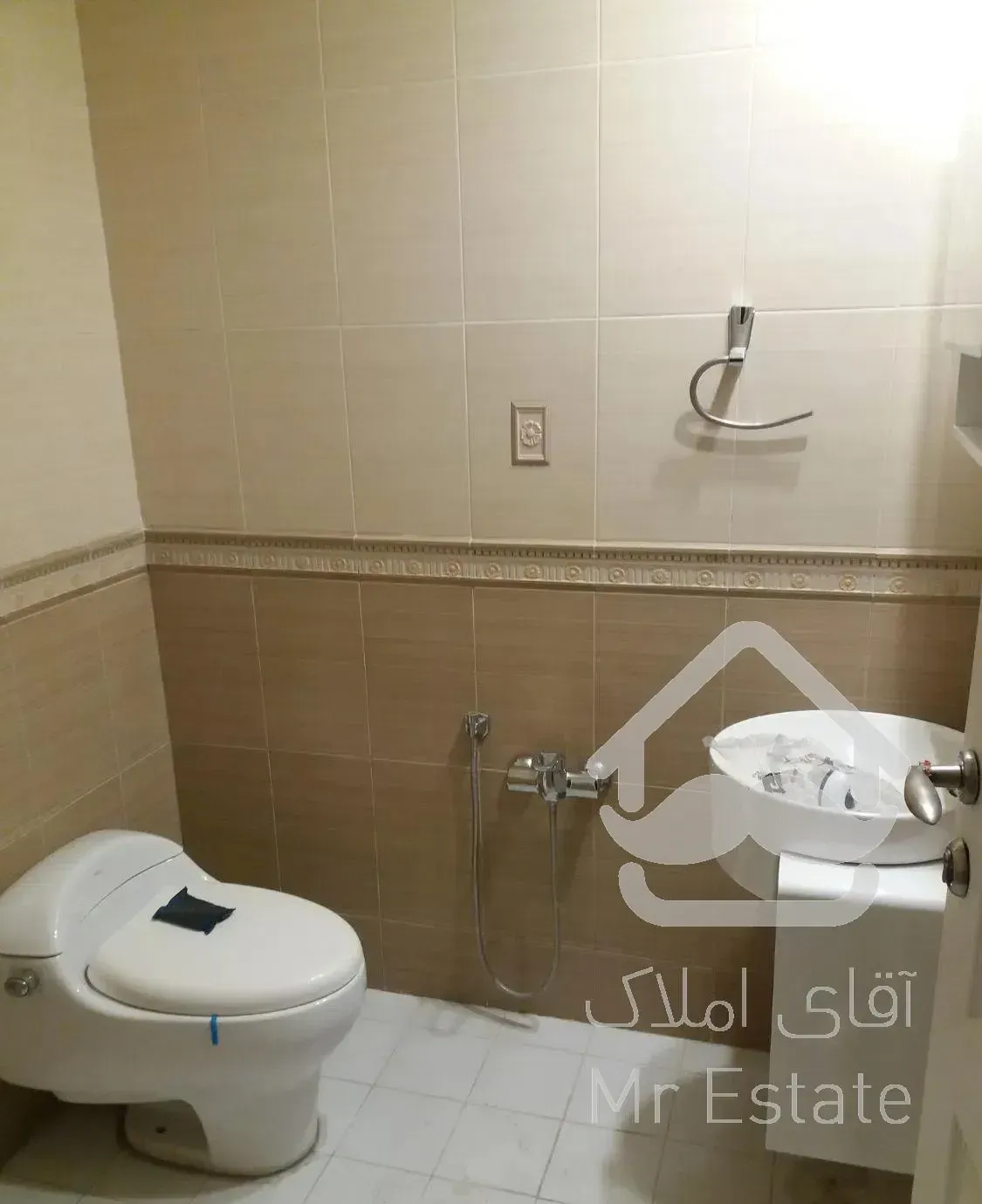 آپارتمان ۱۲۰ متر ۲ خواب در دولت