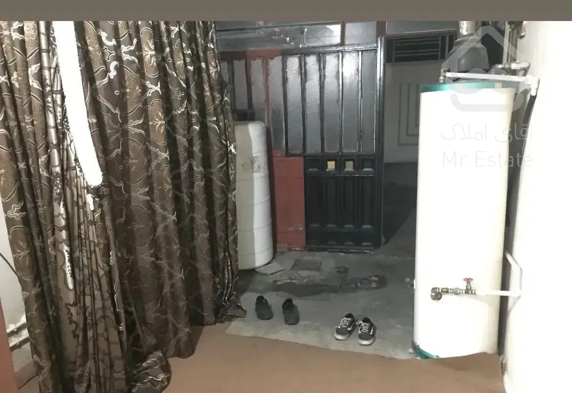 سوییت نقلی حیاط دار ۵۰متر فلکه رازی / آسایش۴