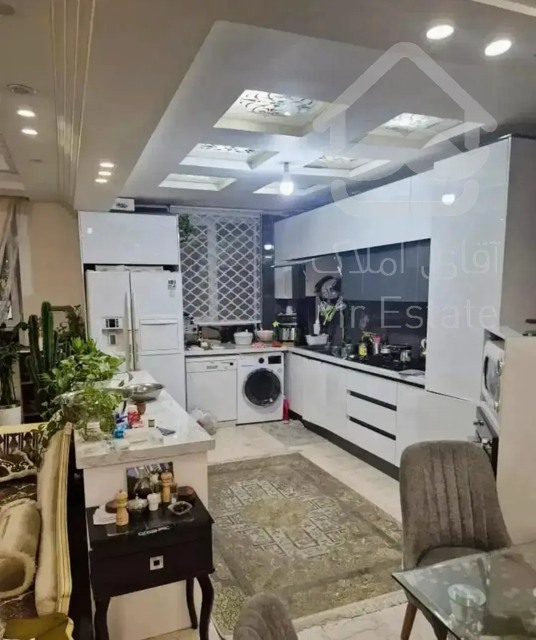 155 متر / 3 خواب / فول امکانات