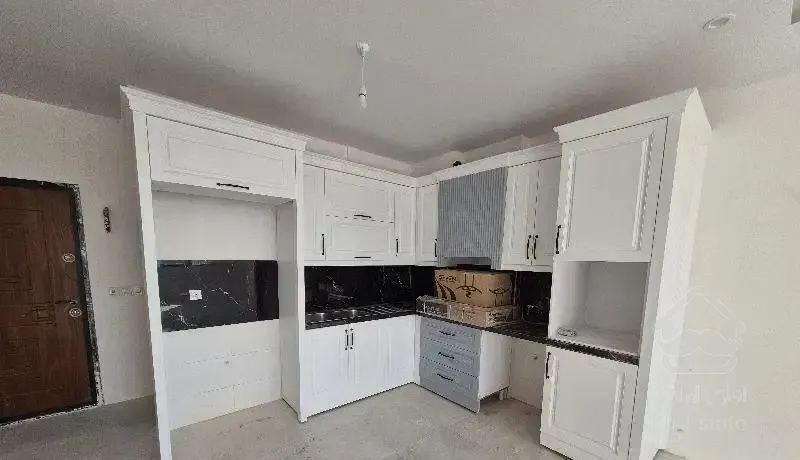 آپارتمان ۸۵متری‌دوخواب‌ طلاب(طبرسی‌طلوع)