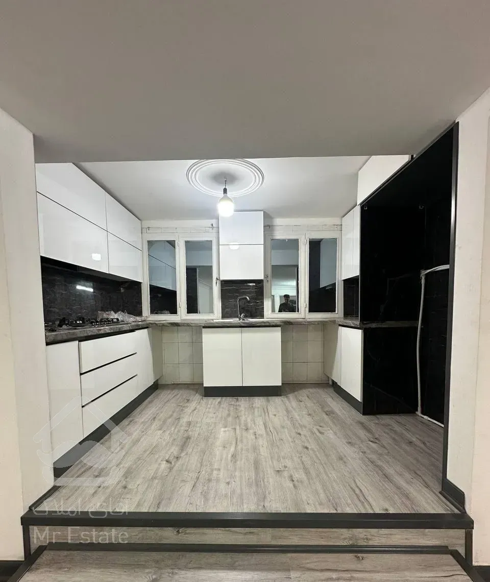 بریانک ۵۵ متر /۲ خوابه /پارکینگ سندی بدون مزاحم