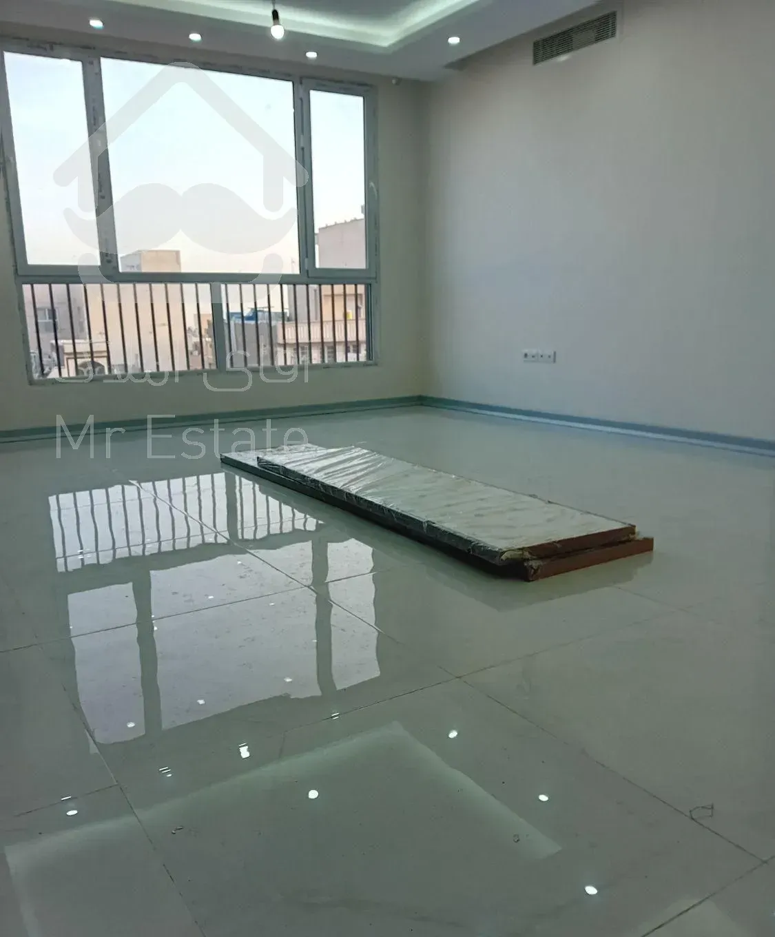 رهن آپارتمان ۸۷ متری ۲ خوابه در تهرانپارس غربی