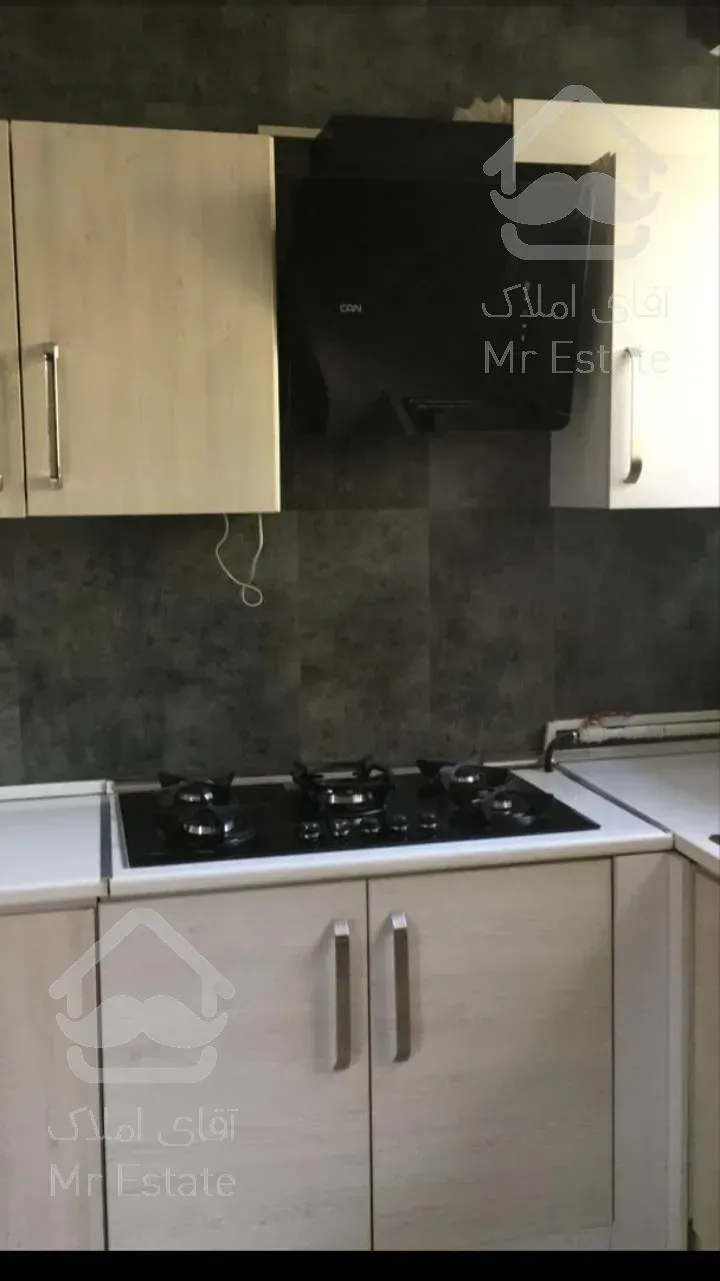 رهن اپارتمان ۲۷۰متری در برج باغ برند فرمانیه