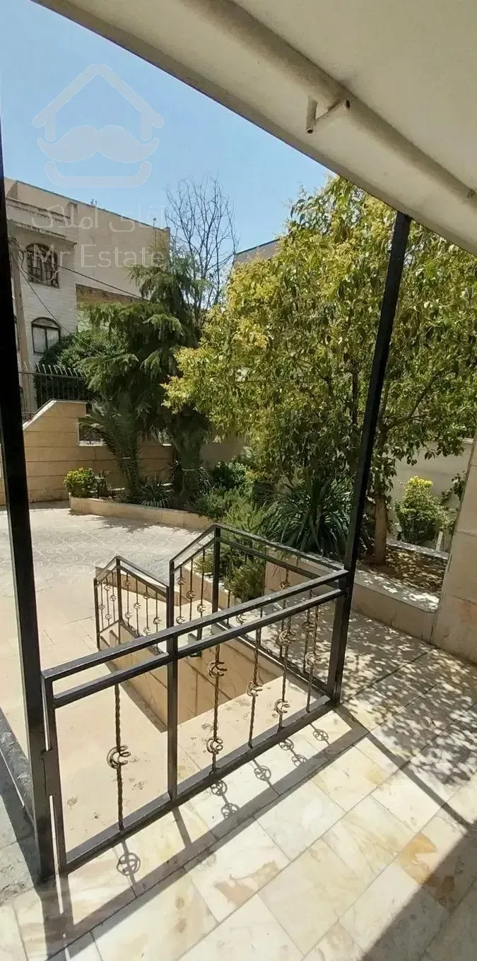 ۷۳ متری فول امکانات/ نما تراورتن