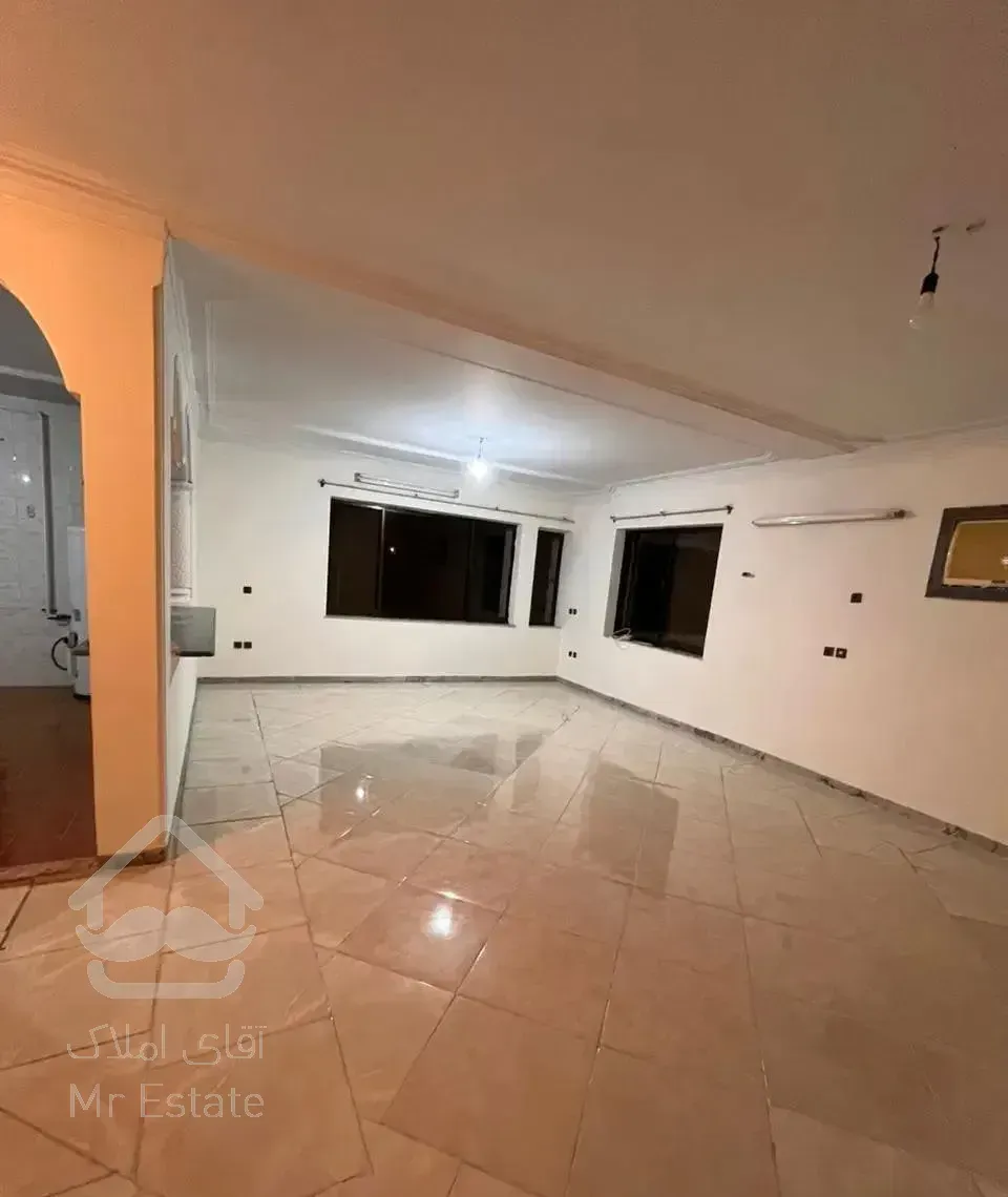 رهن اجاره واحد۱۷۰متری ۳ خواب تمیز عالی اول تلاتری