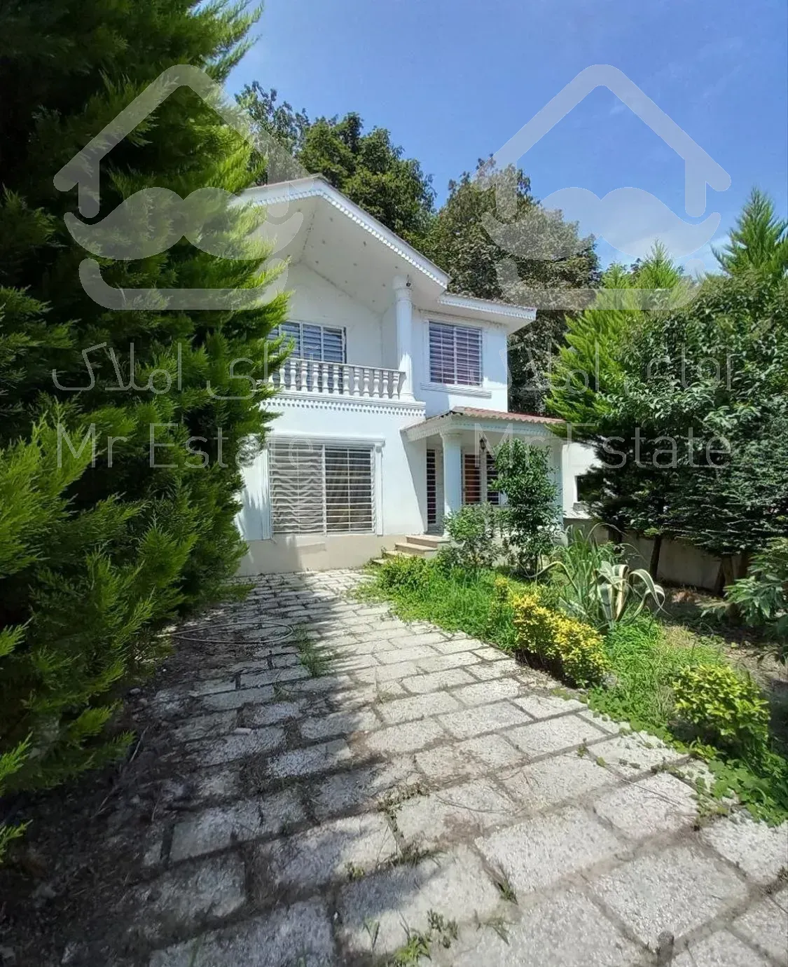 دوبلکس 200متری پلاک۱جنگل مشجر و نمای کلاسیک رومی