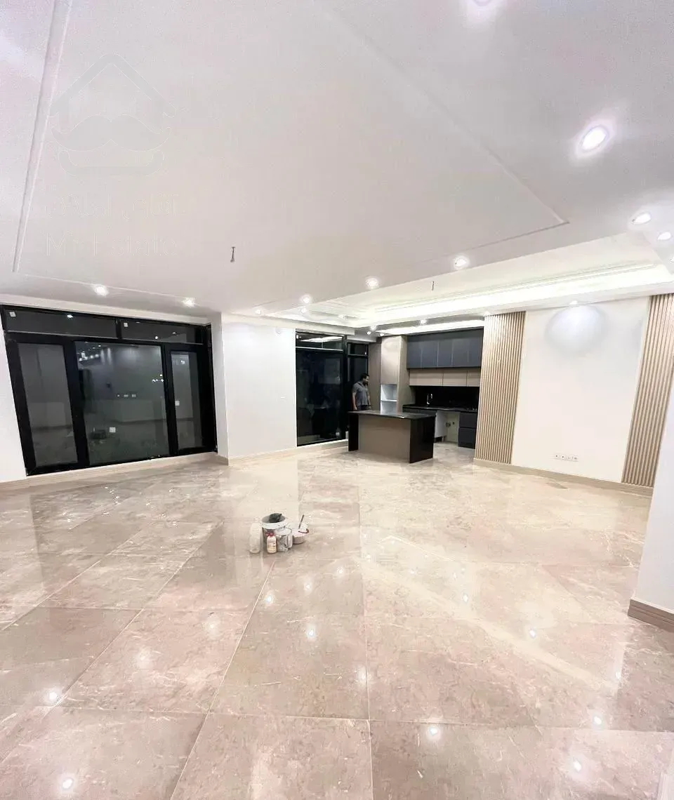 آپارتمان ۱۰۶ متر تک واحدی با ۹۰متر قدالسهم