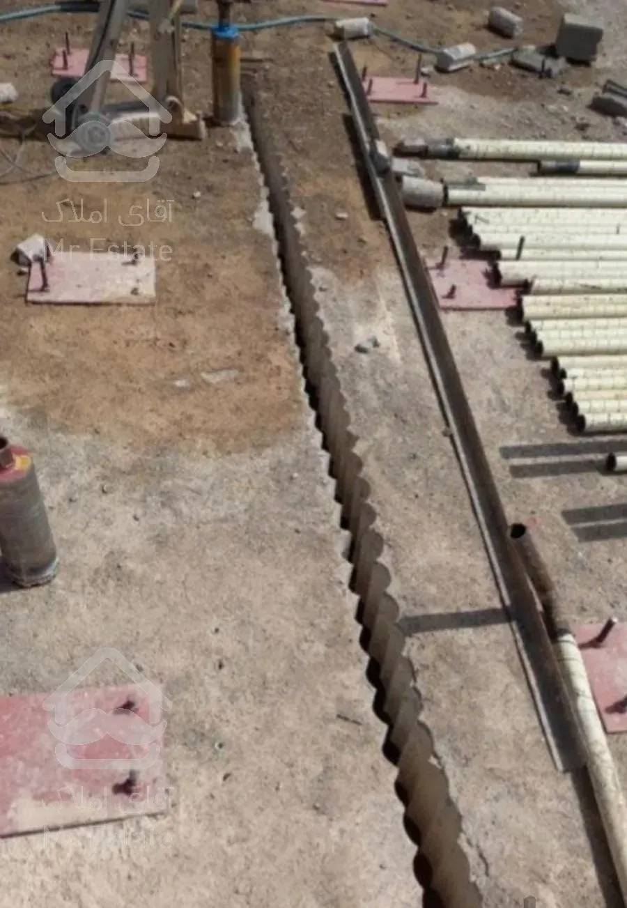 سوراخ بتن کرگیری برش بتن کاشت میلگرد تخریب بتن