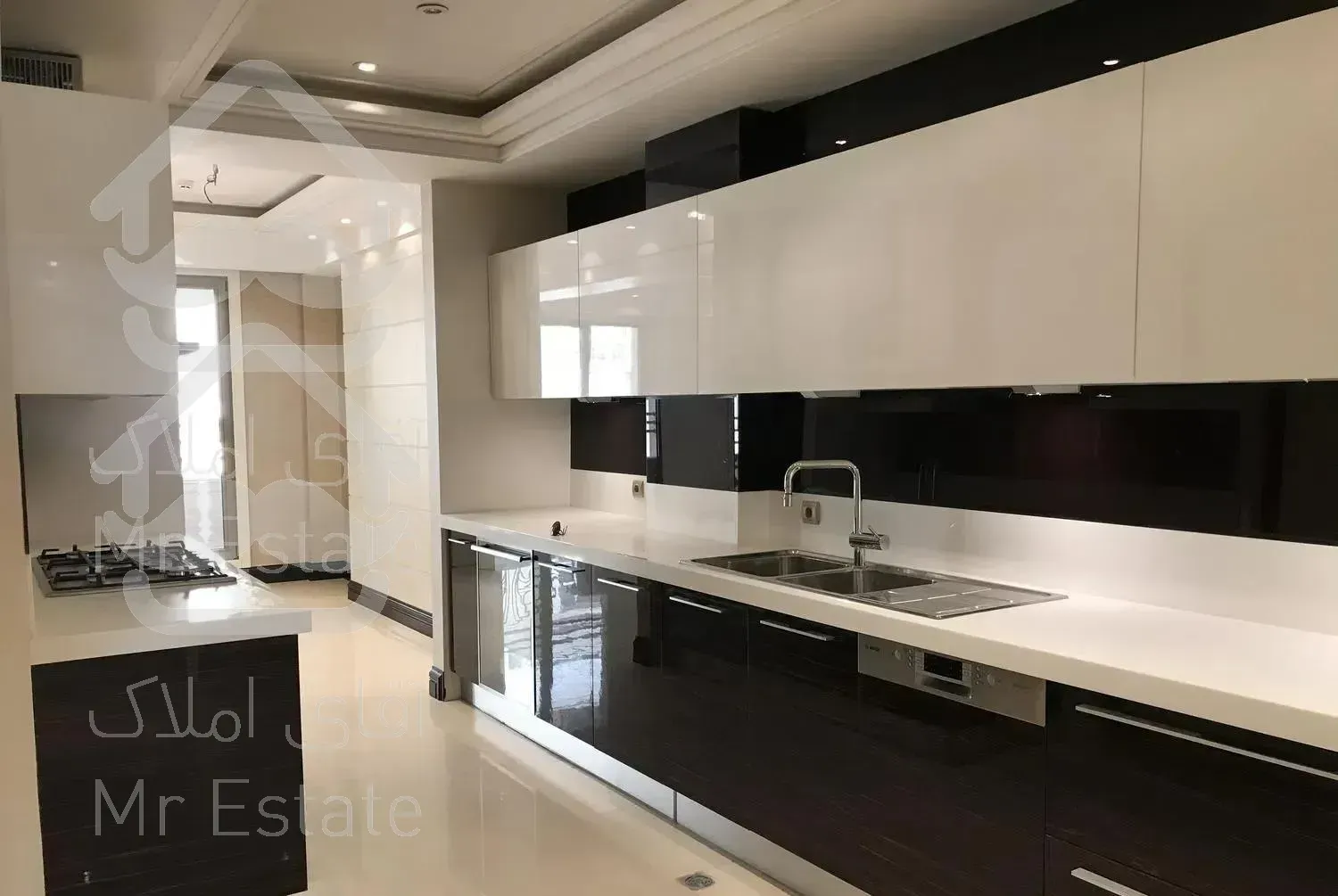 آپارتمان مسکونی درکه