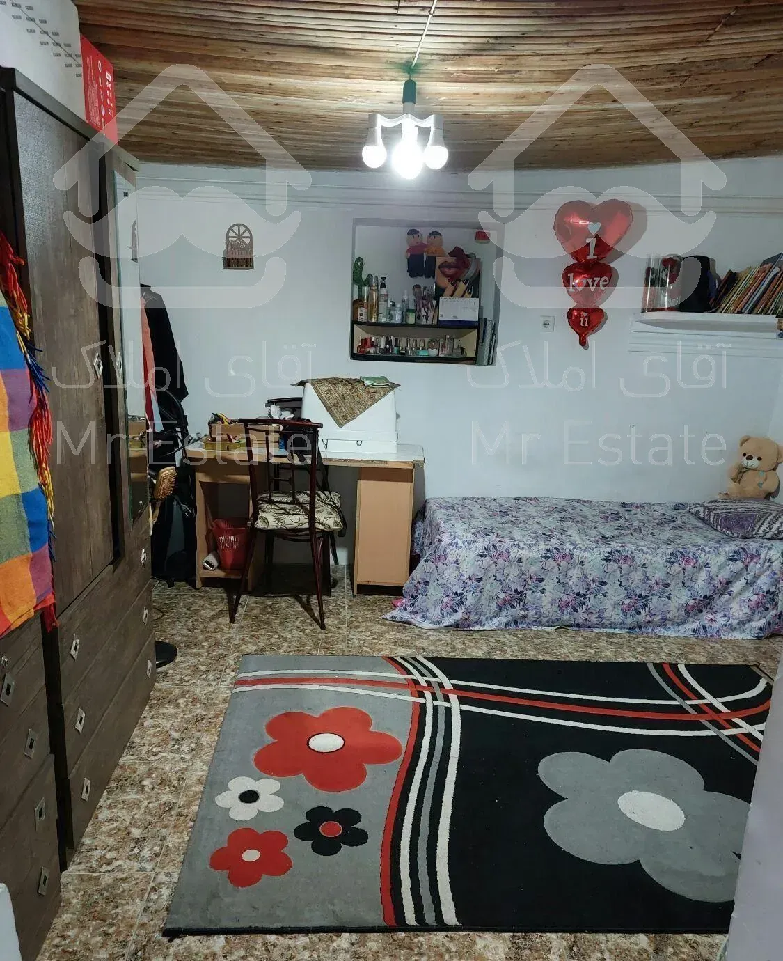 دوطبقه در اختیار