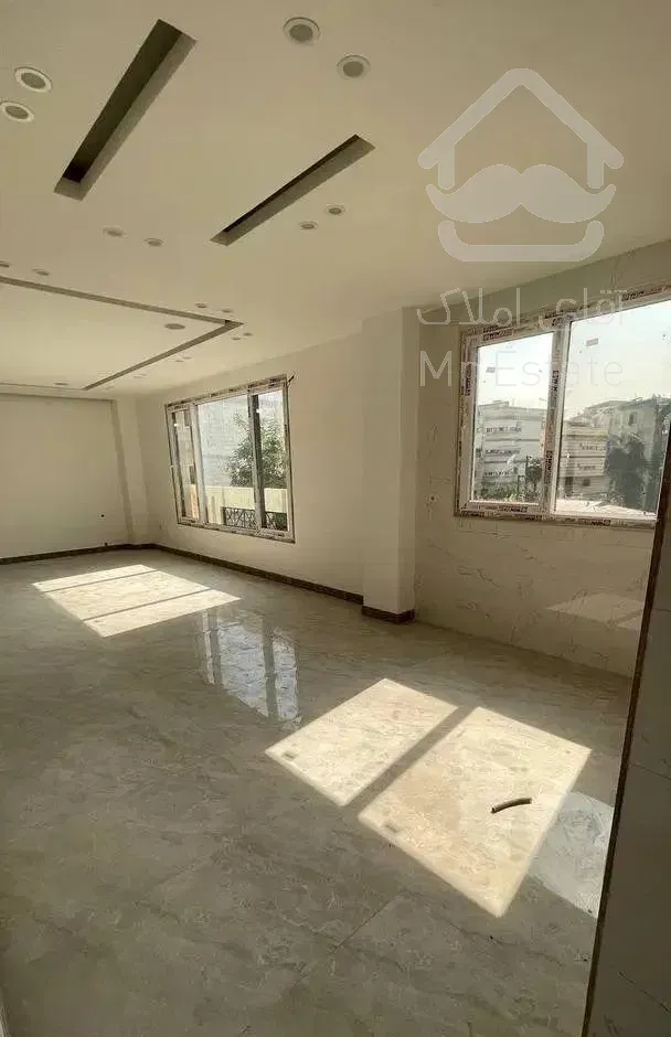 اپارتمان۱۲۷متری طبقه دوم