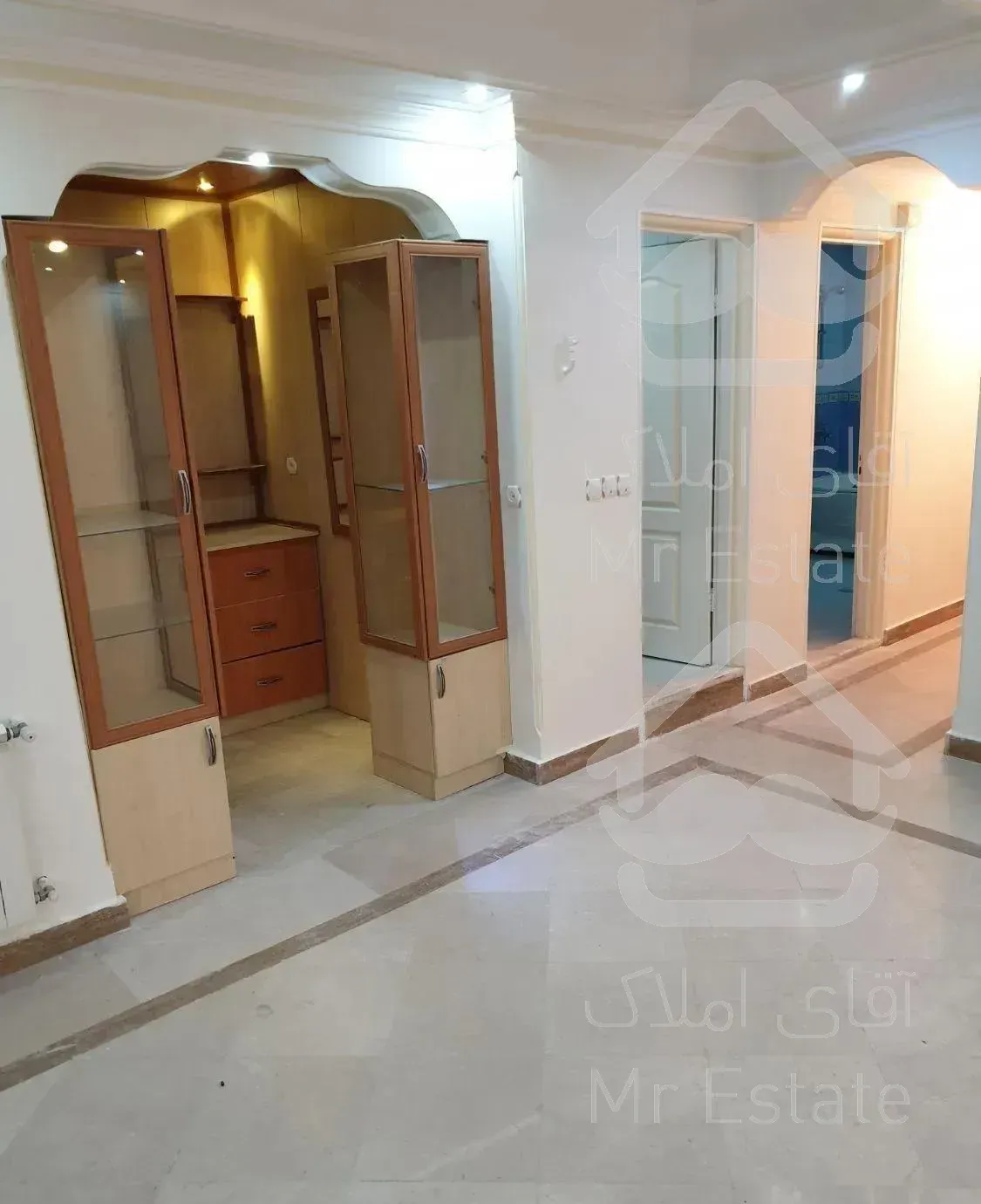 ۱۹۰متر تکواحدی آلاله (فرساد) شرقی نیلوفر