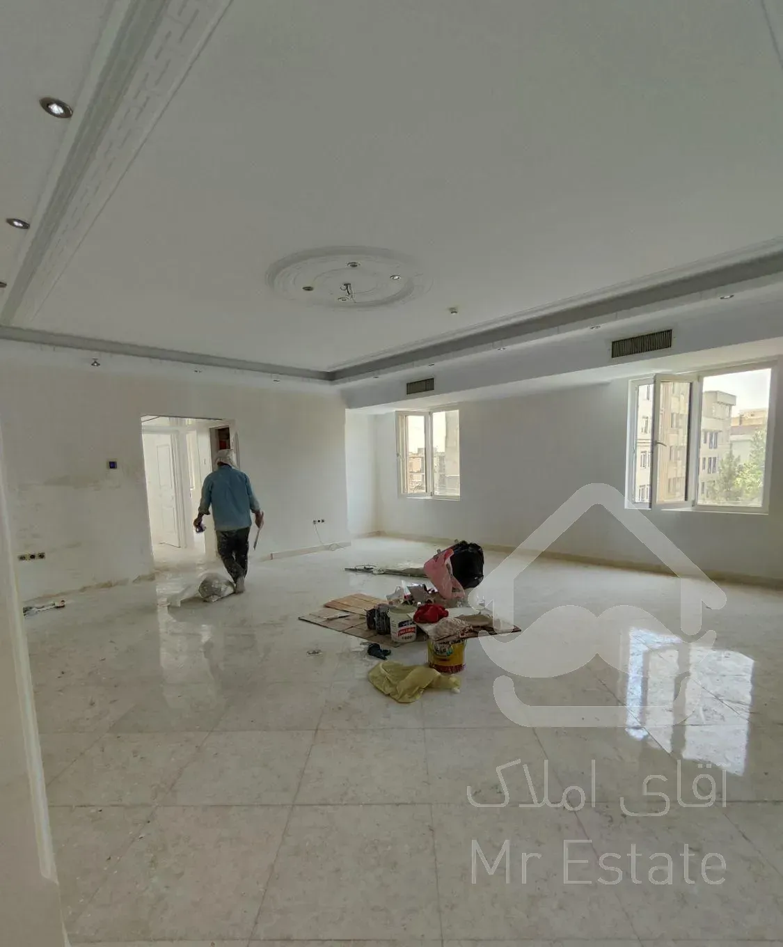 ۱۲۵ متری ۲ خواب تخلیه بر خ سراج بدون مالک