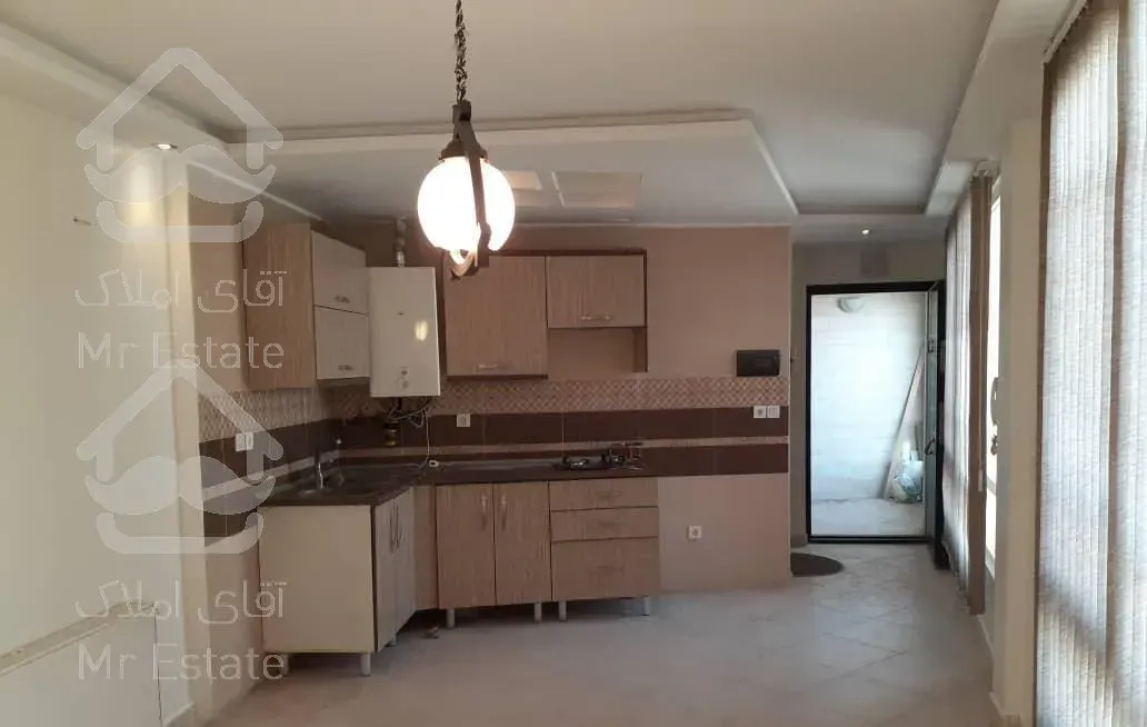 تک واحد با موقعیت اداری خوش نقشه و پرنور