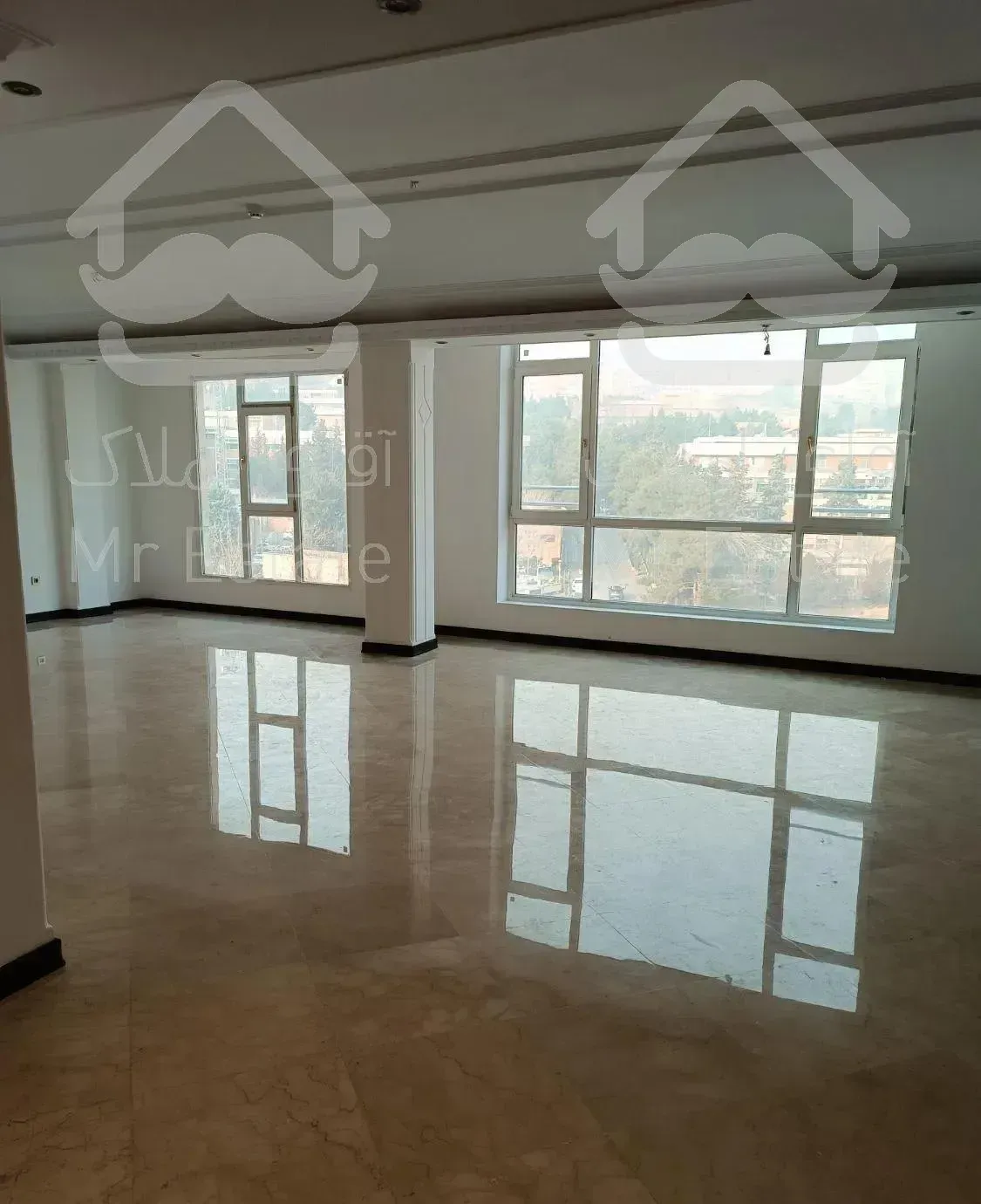 اوین ، ۲۱۰ متری تکواحدی دو جهت نور