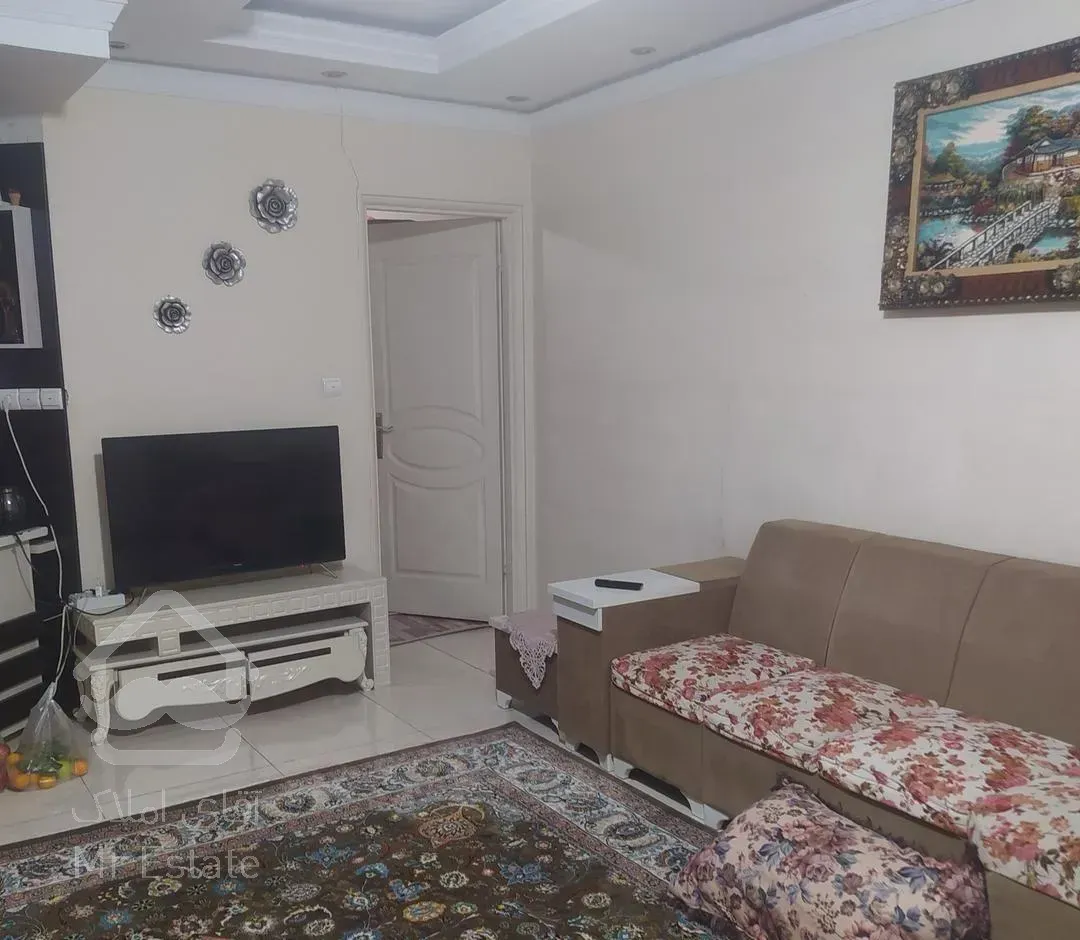 ۵۲ متری /فول امکانات /عروسک /نیکنام