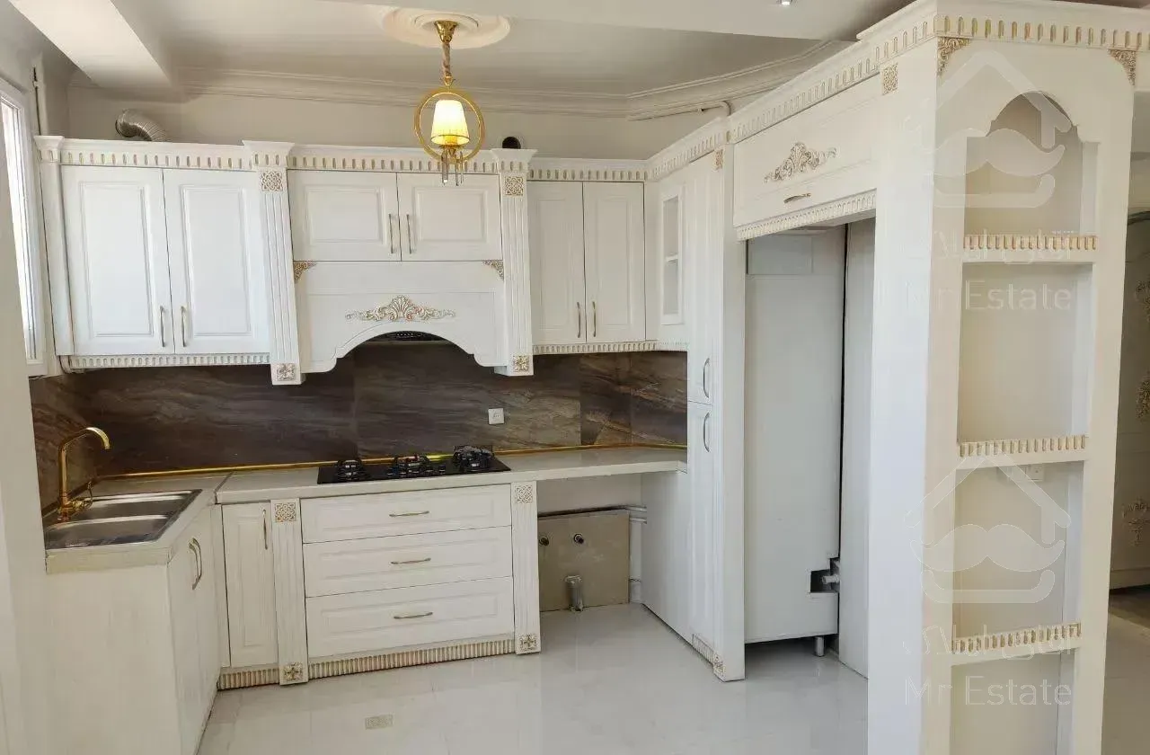 ۷۷متر امامت۶۰ آپارتمان