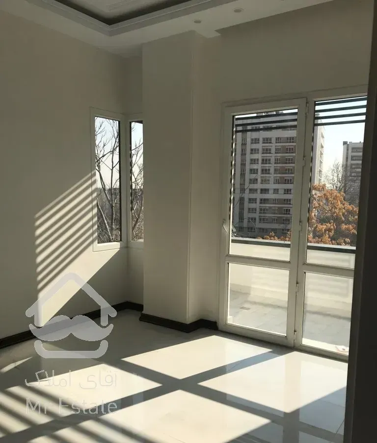 **۱۳۵ متر سه خواب علامه جنوب**