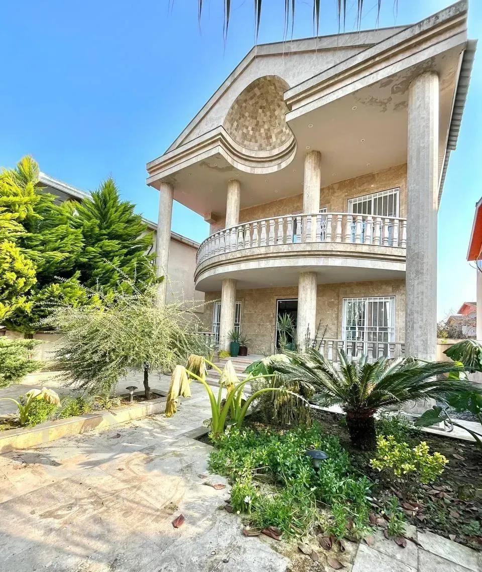 ویلا لاکچری کلاسیک