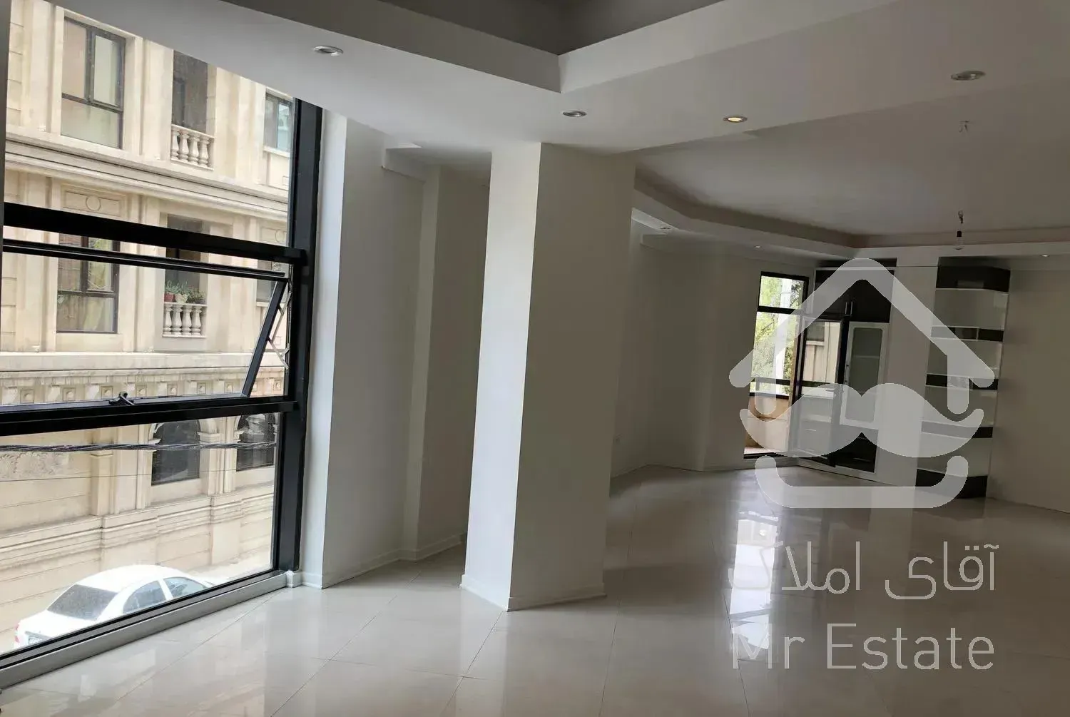 اپارتمان ٢ ساله کلید نخورده ١٢٠ متری