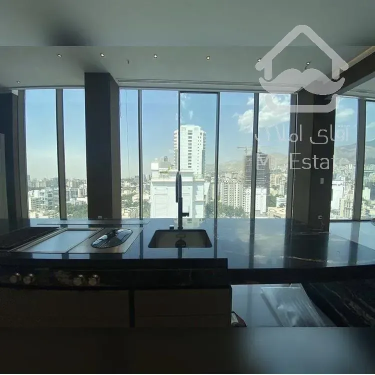 ۸۴۰ متر پنت هاوس استخردار فرشته