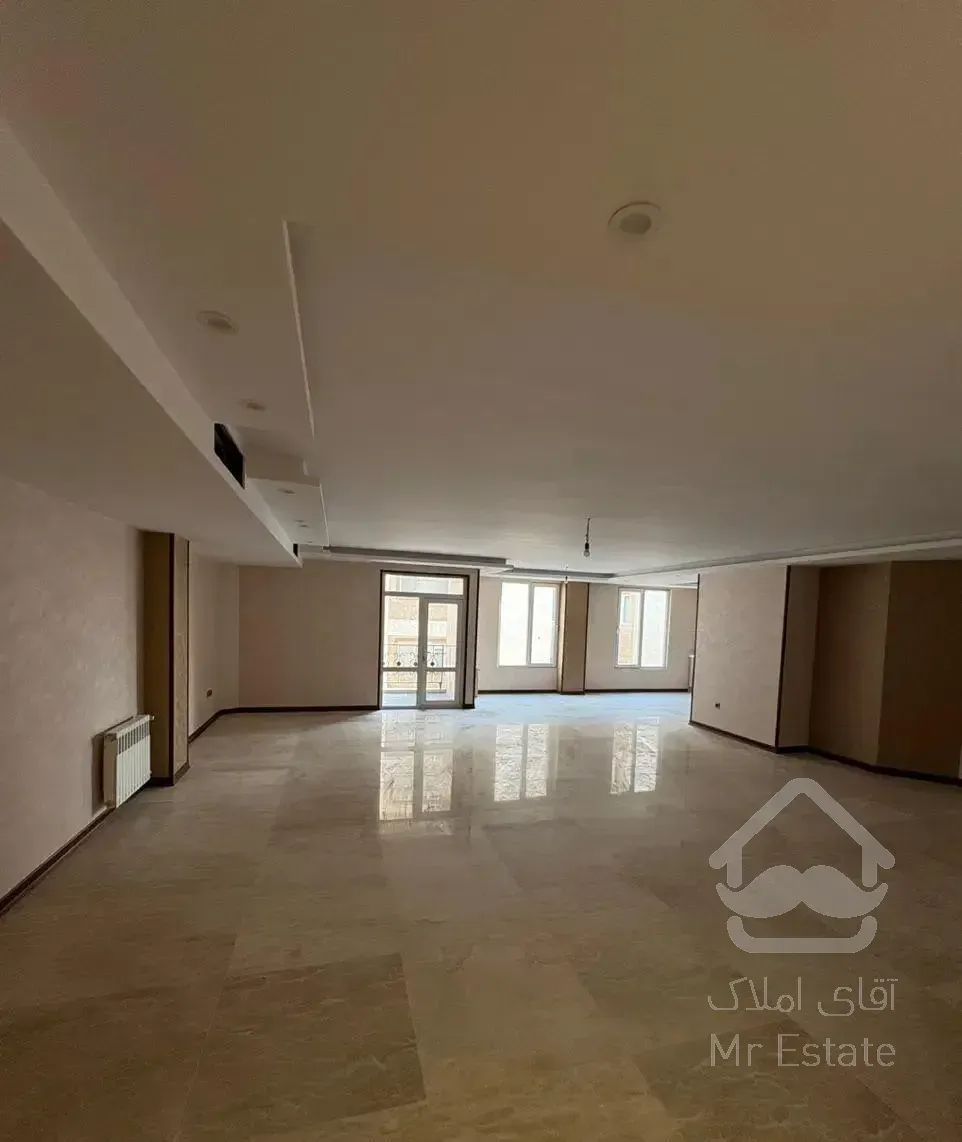 ۱۸۵متر ۳خوابه/غربی های سوم /سالن پرده خور