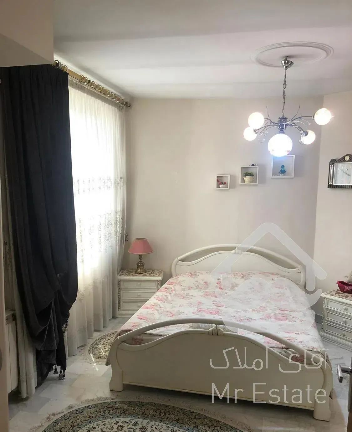 ١٢٥ متر دو خوابه لویزان با پارکینگ و انبارى