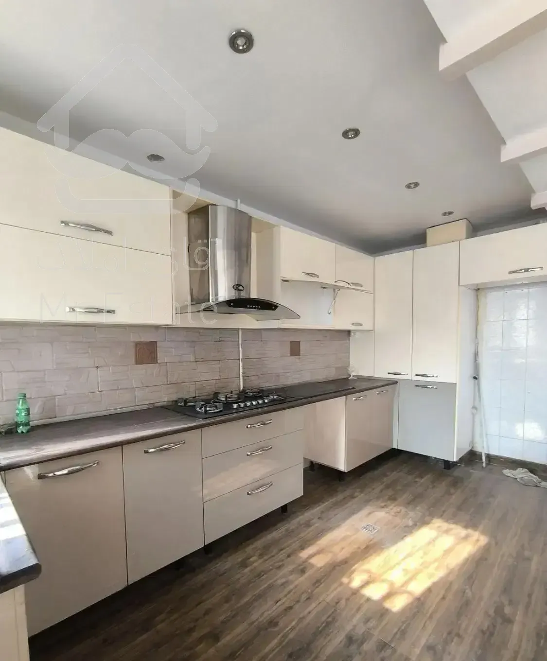 اجاره آپارتمان   210متری /دوبلکس /سیمای ایران