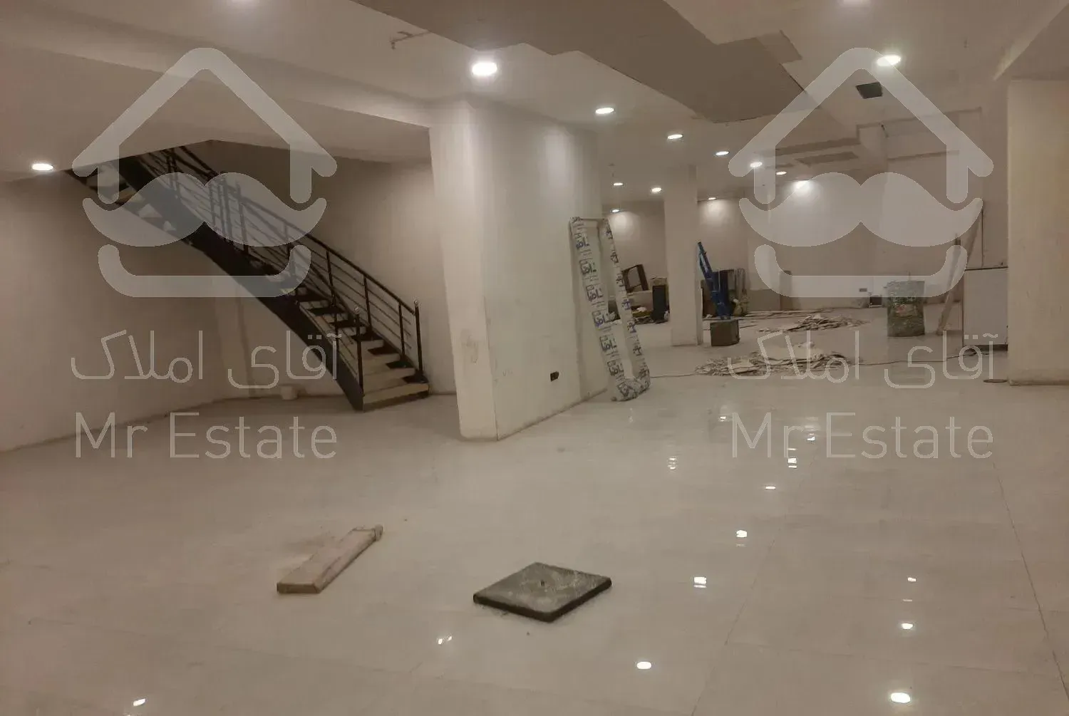 کامرانیه ۸۰۰ متر تجاری لوکیشن  ۴تاپارکینگ باکس