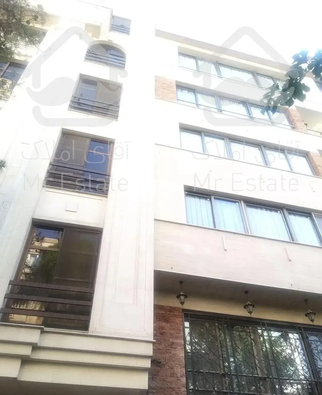 آرارات ۲۰۰ متر ۳ خواب رهن و اجاره