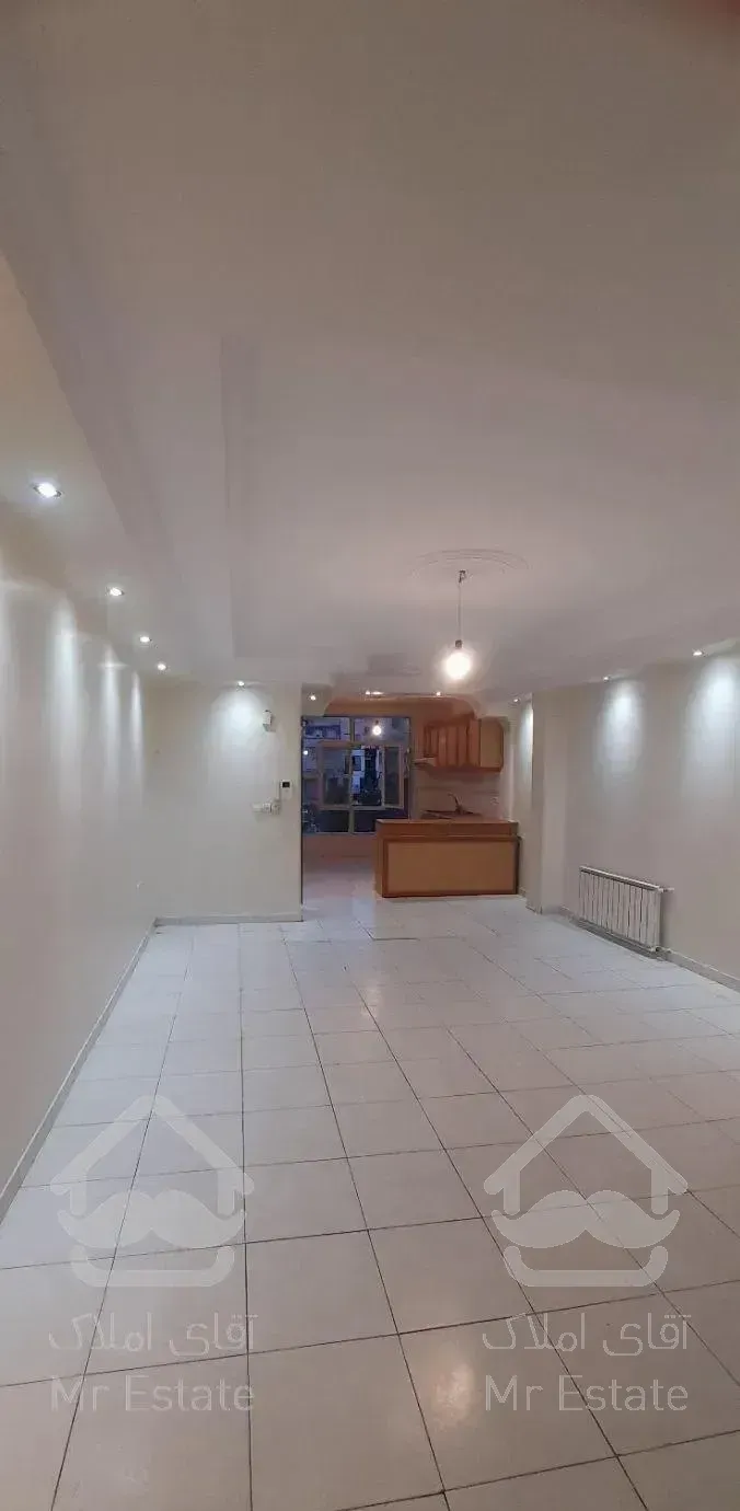 ۸۲ متر ۲خواب بازسازی شده     (( خوش نقشه ))