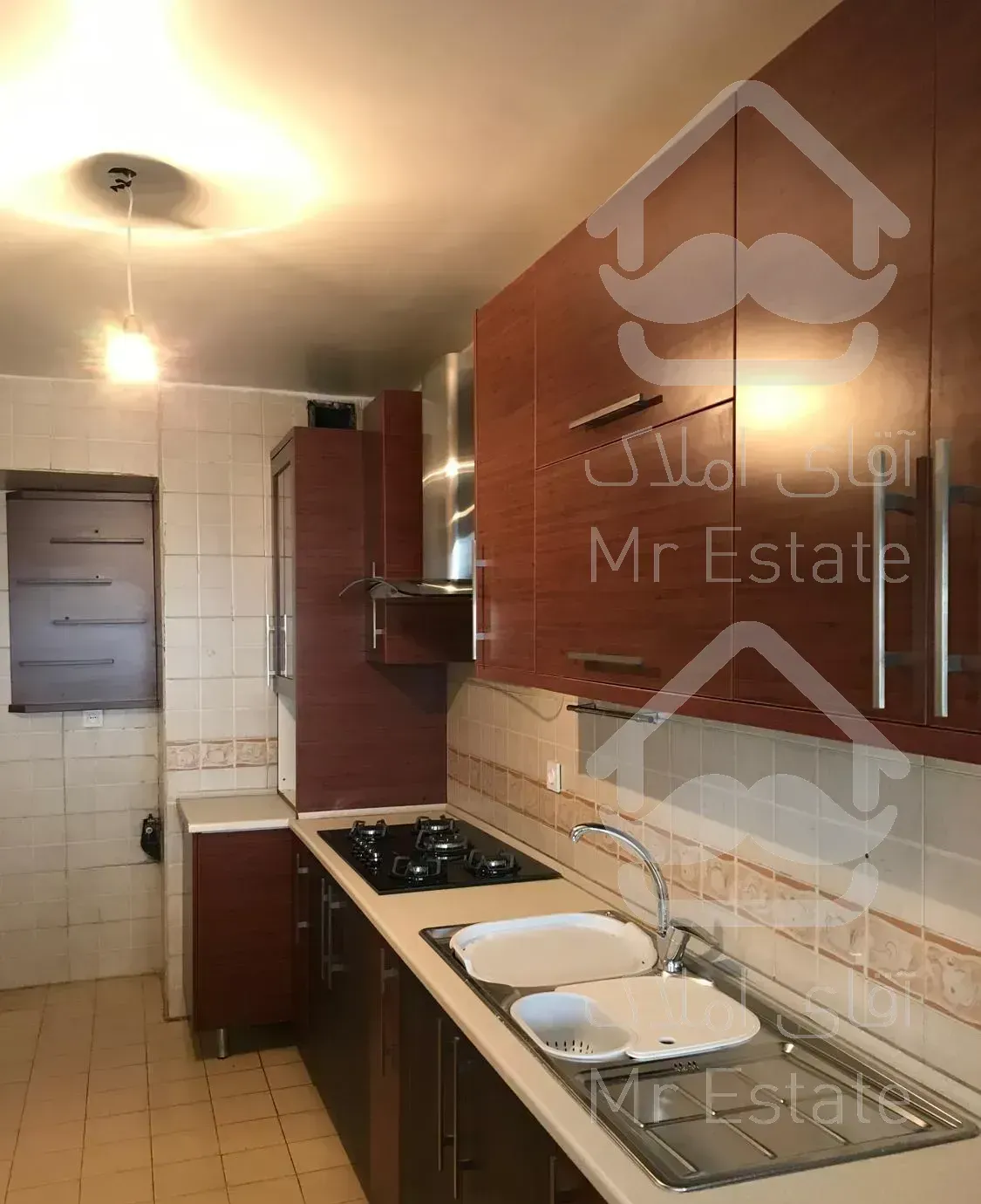 ۱۸۰ متر ۳ خوابه فاز۲ اکباتان