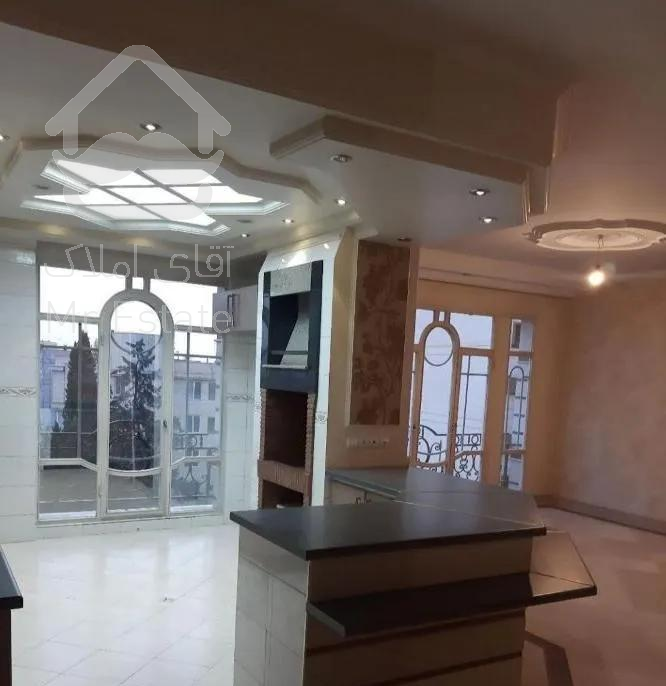 آپارتمان.فول امکانات. خوش نقشه.سه خواب