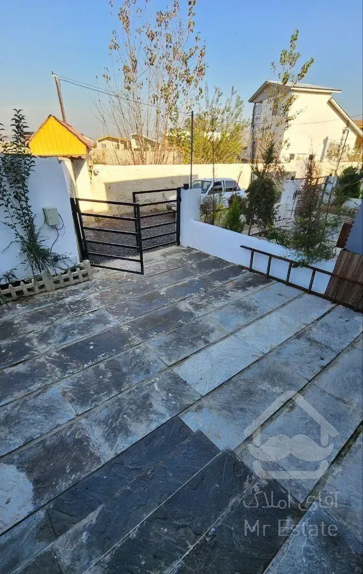 ویلا باغچه همکف 201 متری شهرکی سند تک‌برگ