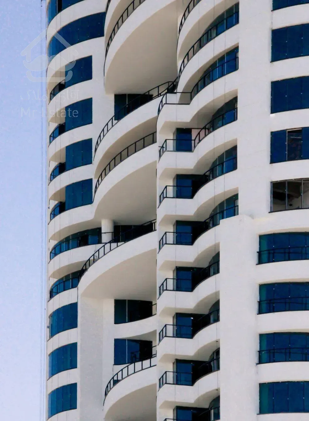 فروش آپارتمان/۱۳۰متری/خیابان نواب صفوی/