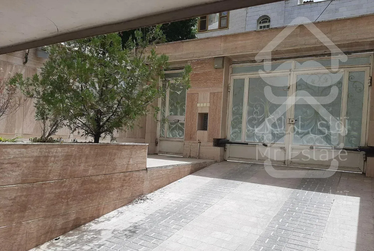 ۶۵ متر،۲خواب،خ اول،تک واحدی،پارکینگ انباری