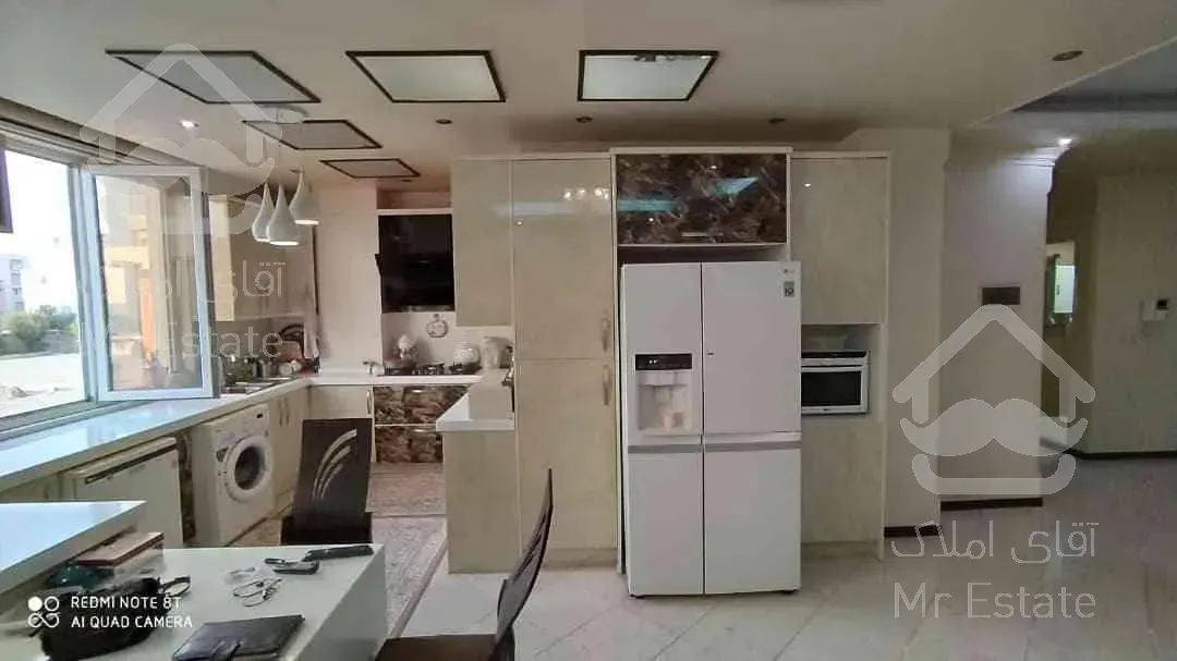 واحد ۱۳۷ متری مجلل شهرزیبا