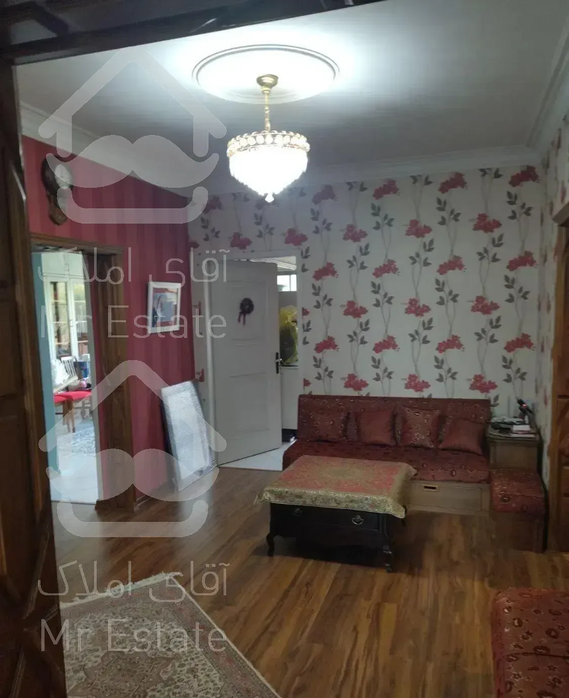 160متر سه خوابه با پارکینگ زیر ساختمان  بلوک