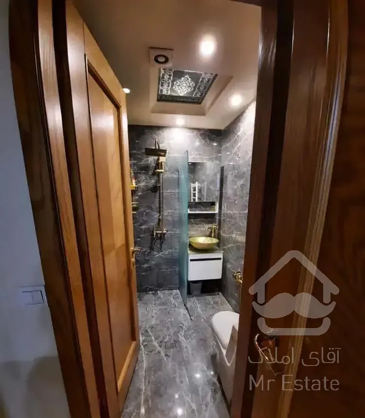 ۱۲۵ متر ۳ خ پاسداران فرخی یزدی