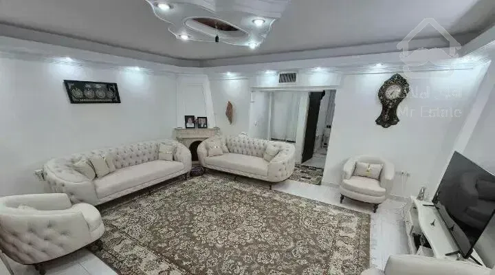 ۶۰متر ۲خ روبه‌آفتاب بهترین‌طبقه خوش‌نقشه