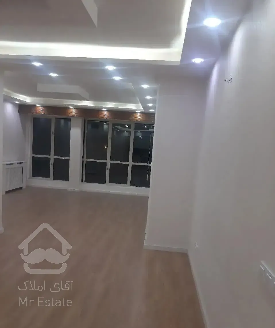 ۸۶ متر دو خواب آلاله شرقی/سرو