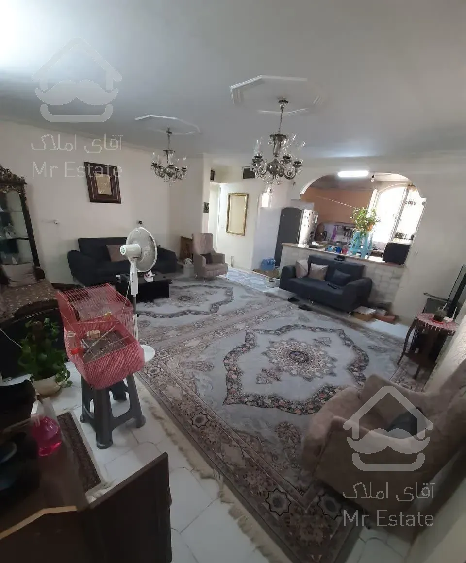 ۱۰۰ متر دو خوابه با پارکینگ