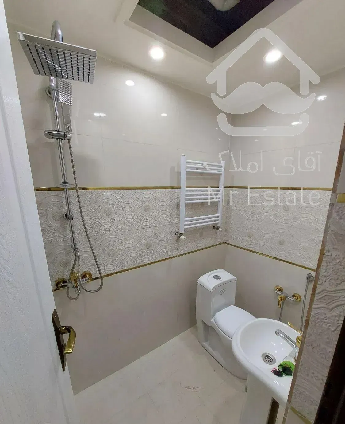 ۱۴۹ متر / تکواحدی / نوساز / فول / دهم نیروهوایی