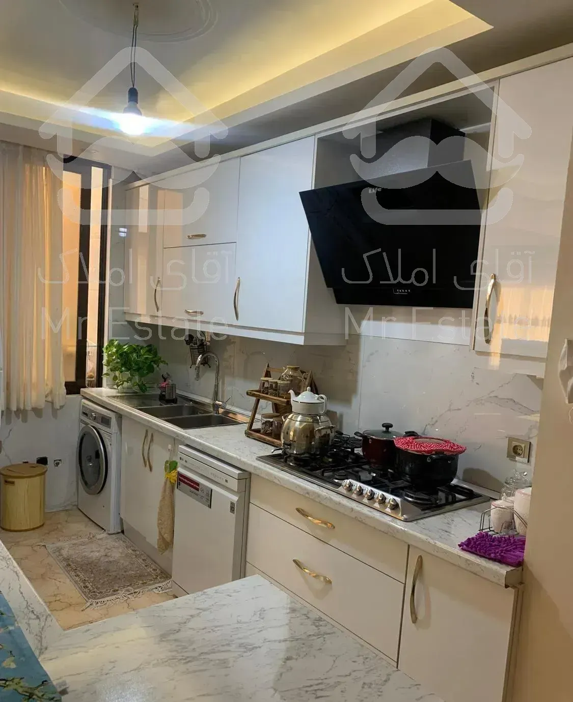 ۸۳ متر دو خواب ( لویزان )