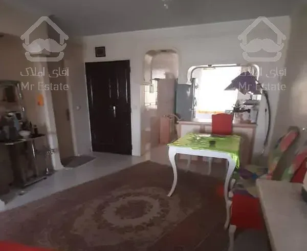 ۸۵مترطبقه دوم با پارکینگ سعادت آباد.بلوار شهرداری.