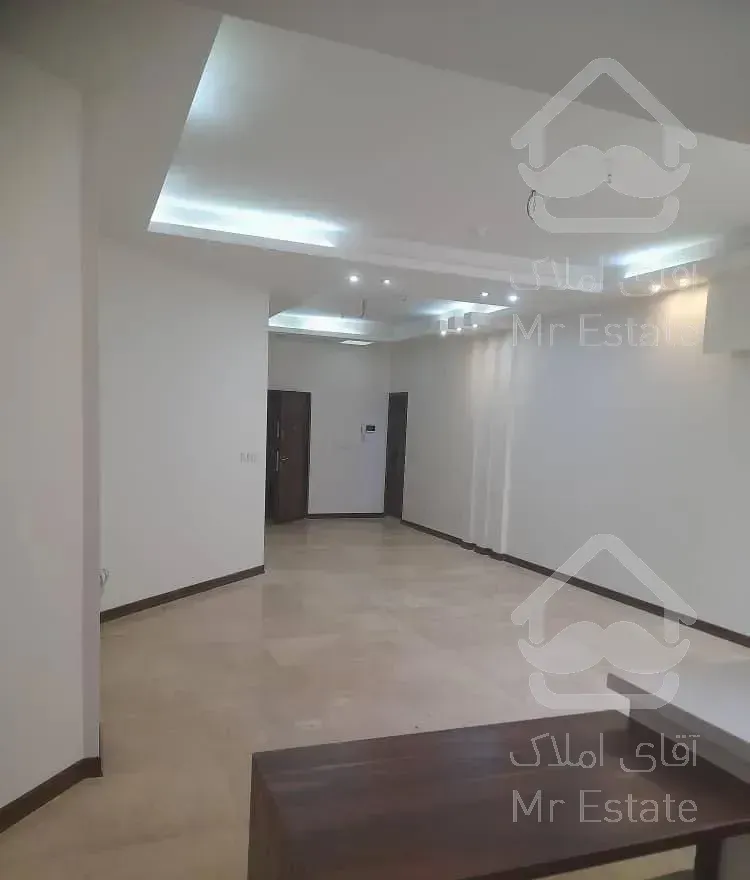 دارای دو پارکینگ