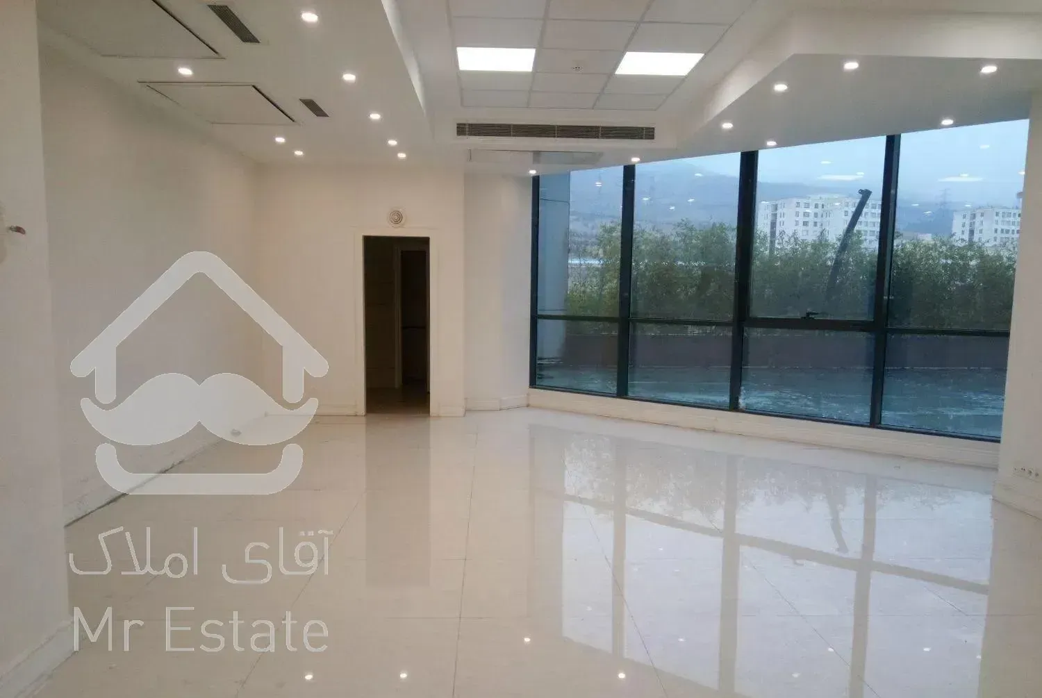 واحد اداری 120 متری در برج