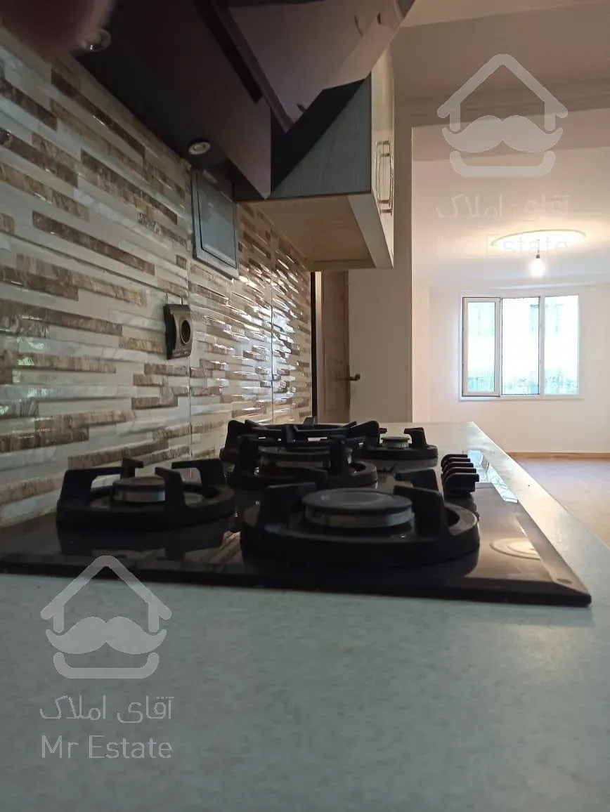 فروش فوری آپارتمان ۶۱متری ۲ خواب، امکانات بی نظیر، لوکیشن عالی ، سال ۸۰